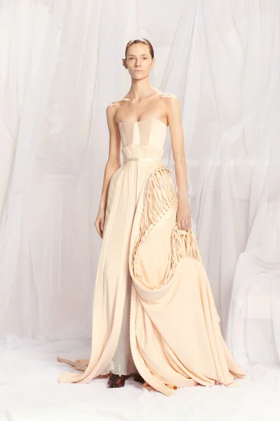 Look 11